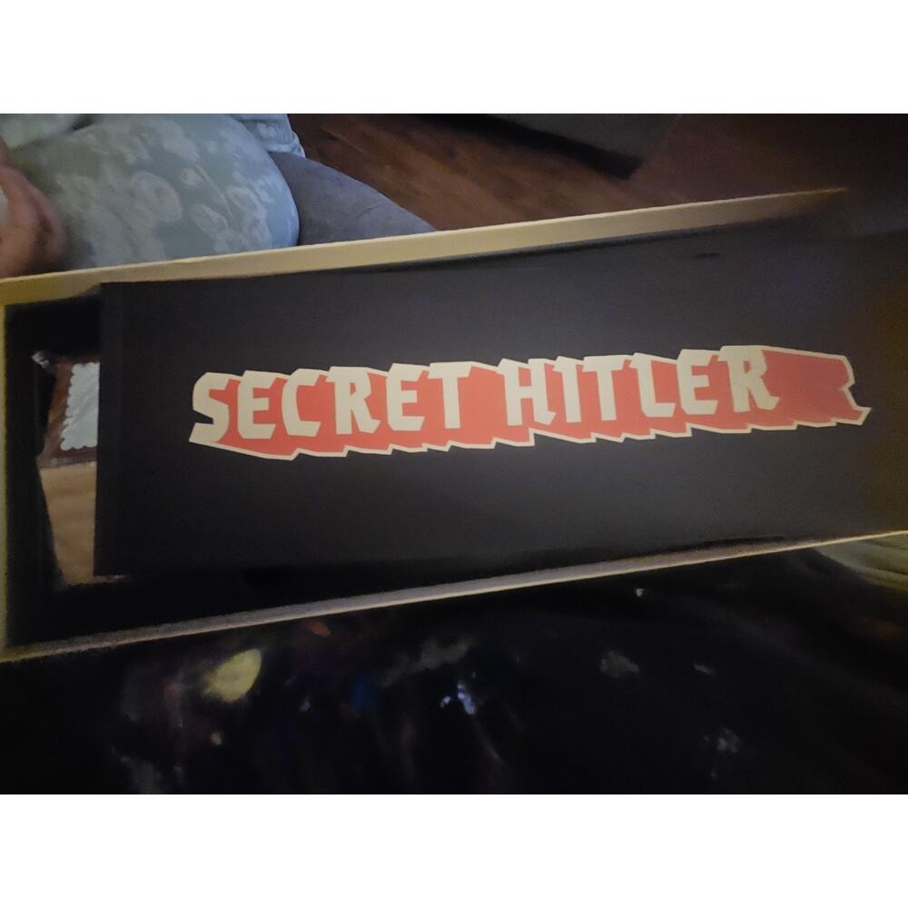 Secret H1tler Strategic Board Game - Picture 5 of 8